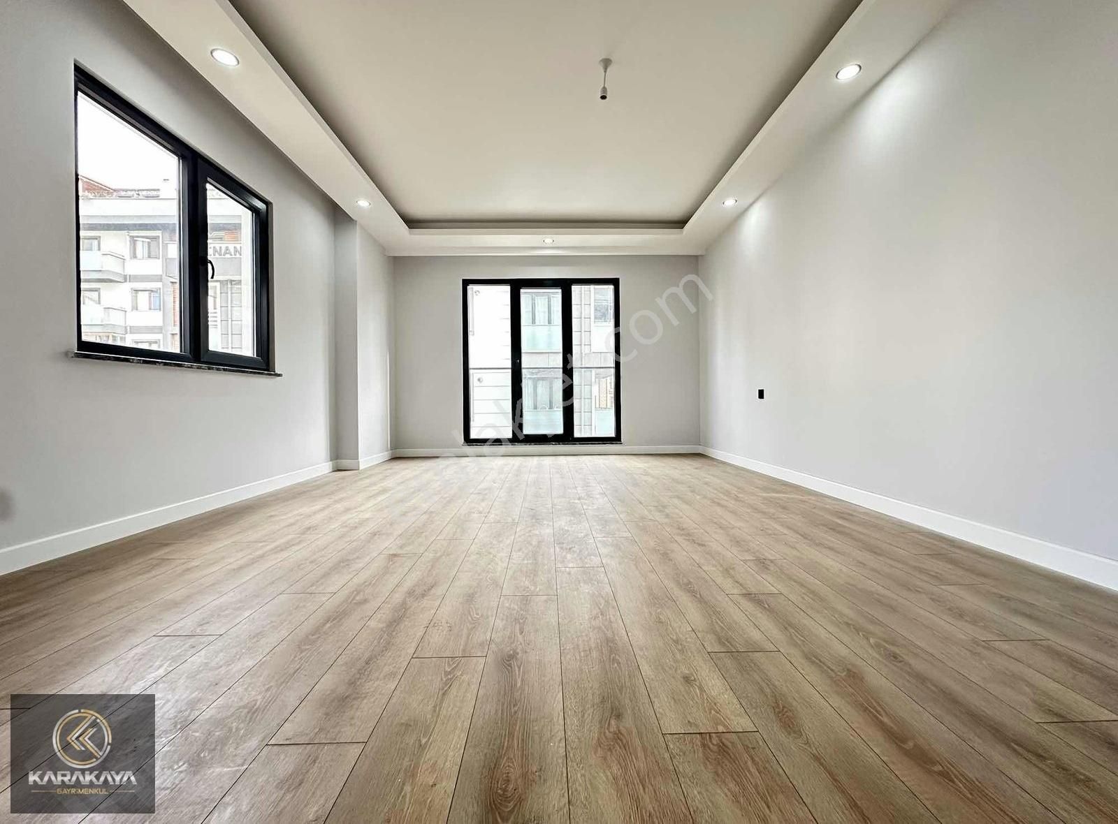 Darıca Bayramoğlu Satılık Daire Bayramoğlu Mah Satılık 2+1 105m² Arakat Kombili Ankastreli