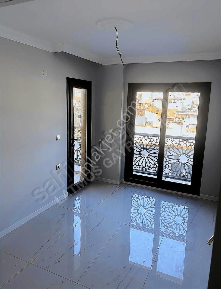 Latmos Gayrimenkul'den Merkez Konumlu Lüx 2+1 Daireler - Görsel 10