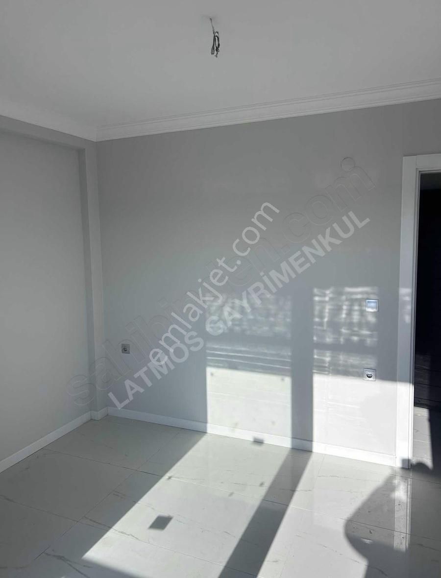 Latmos Gayrimenkul'den Merkez Konumlu Lüx 2+1 Daireler - Görsel 25