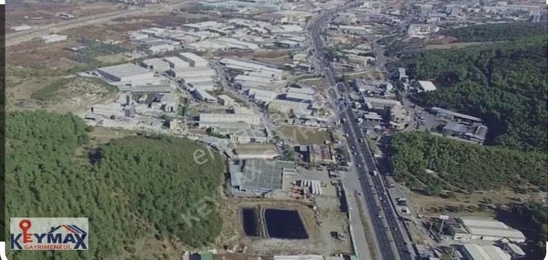 Kemalpaşa Kuyucak Satılık Depo, Antrepo İzinli Kemalpaşa Kuyucak Ta Fabrika Ve Depoların Ortasında 7500m2 Tarla