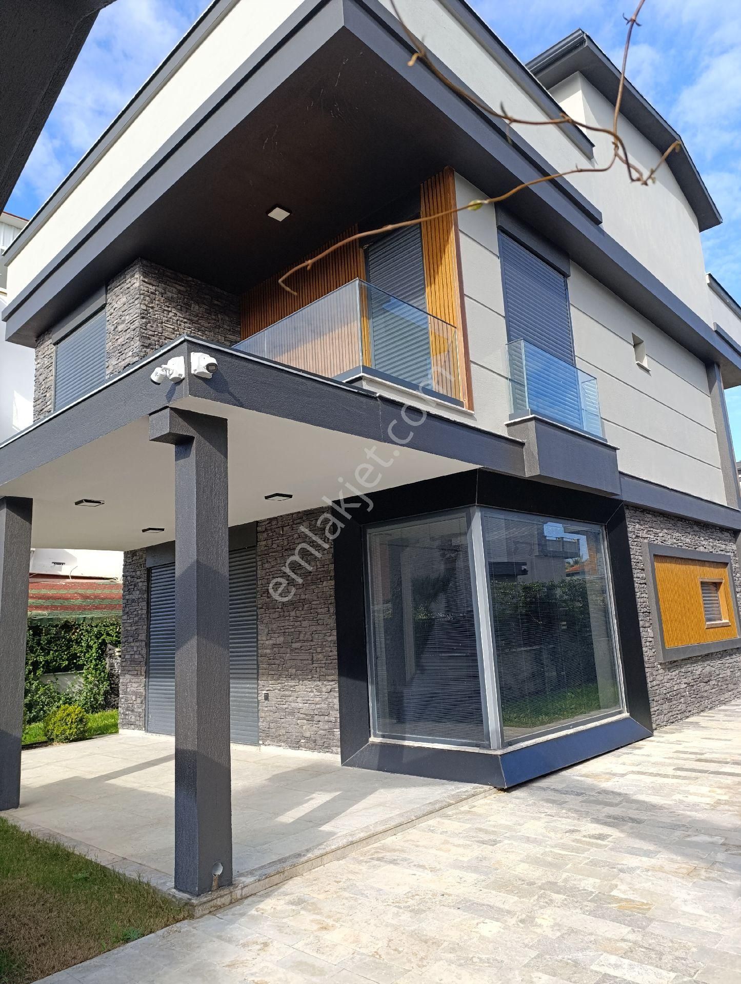 İzmir Menderes Gümüldür Sahilde Satılık Ultra Lüks Villalar - Görsel 7