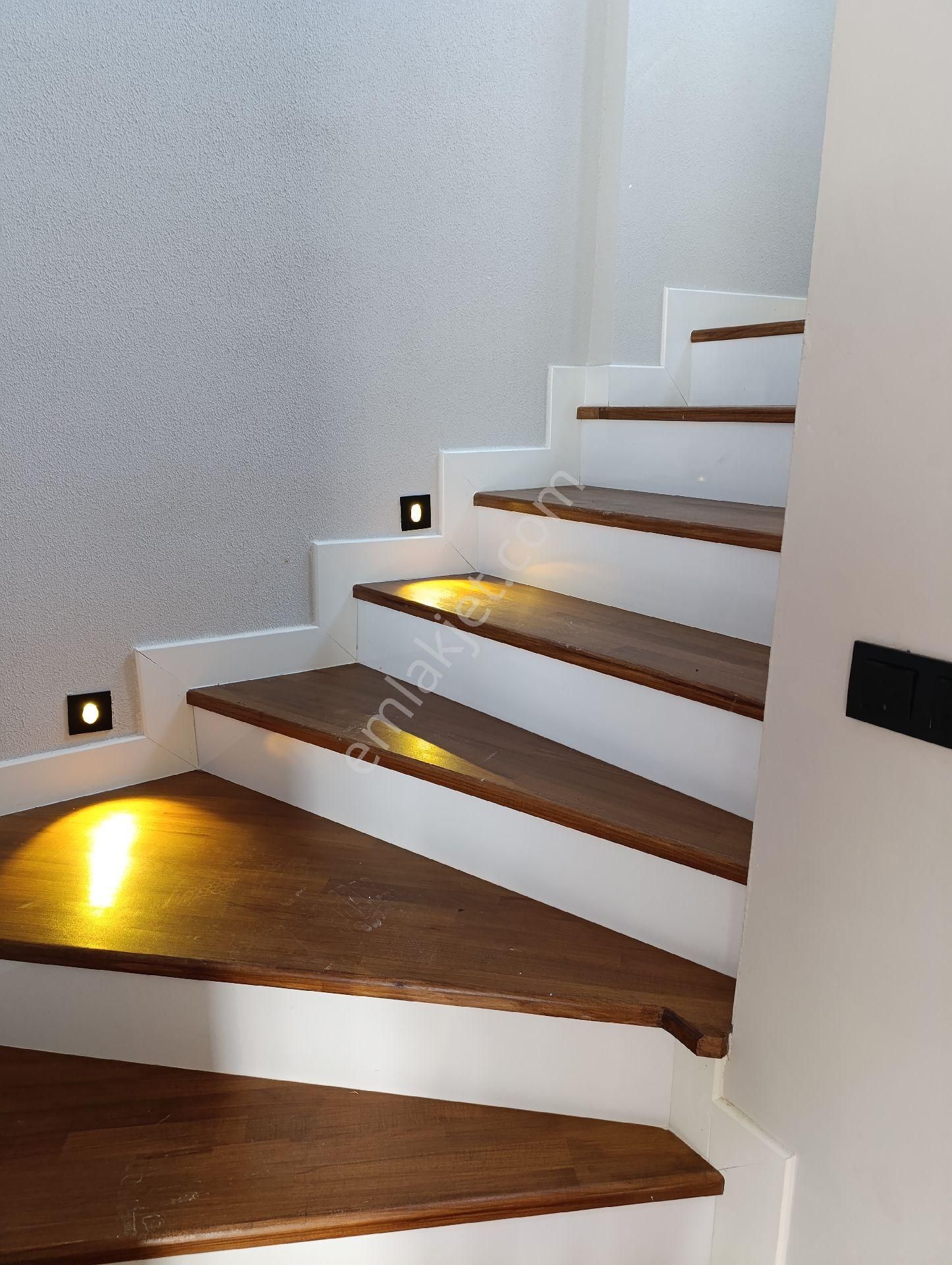 İzmir Menderes Gümüldür Sahilde Satılık Ultra Lüks Villalar - Görsel 23