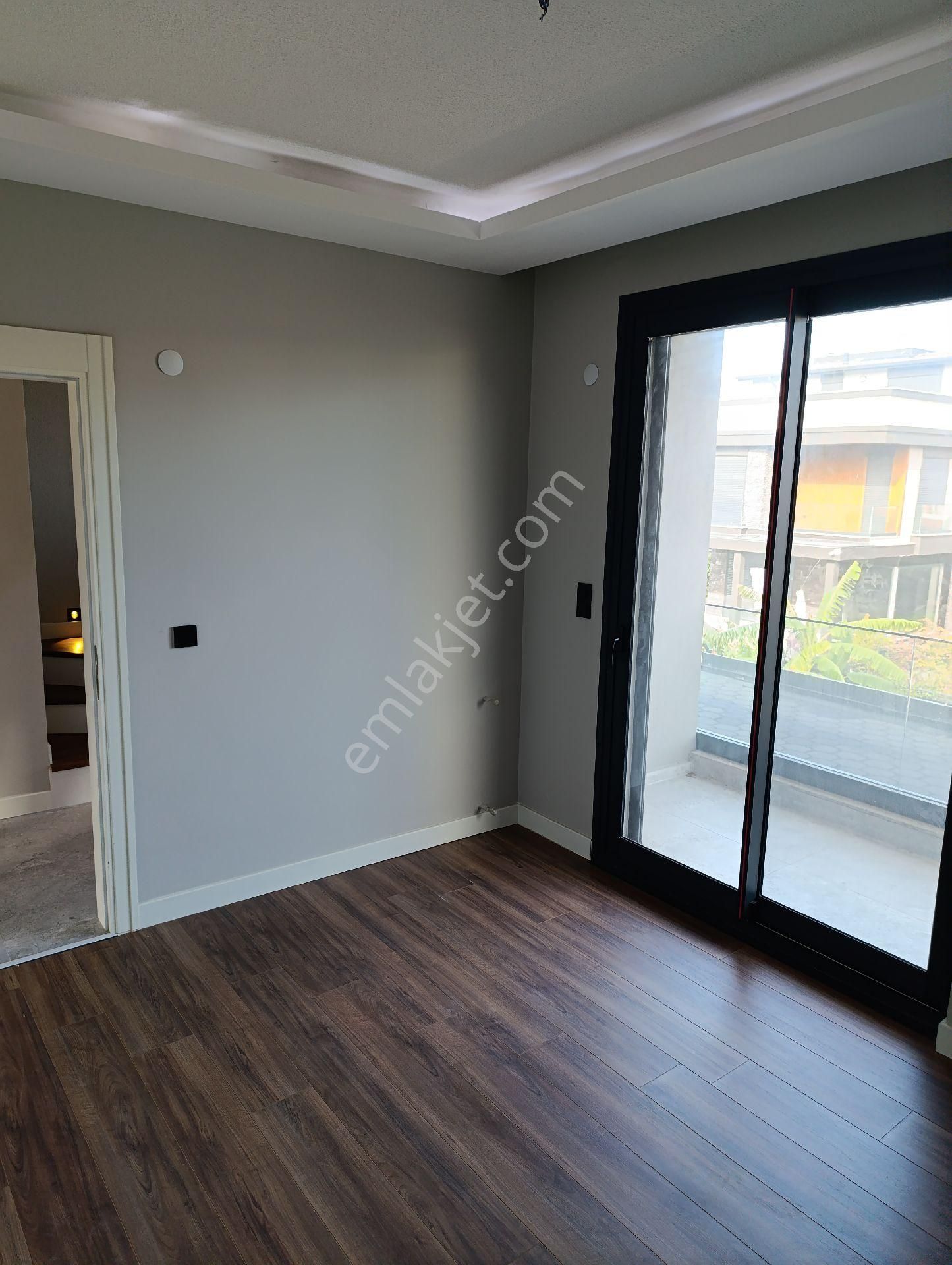 İzmir Menderes Gümüldür Sahilde Satılık Ultra Lüks Villalar - Görsel 27