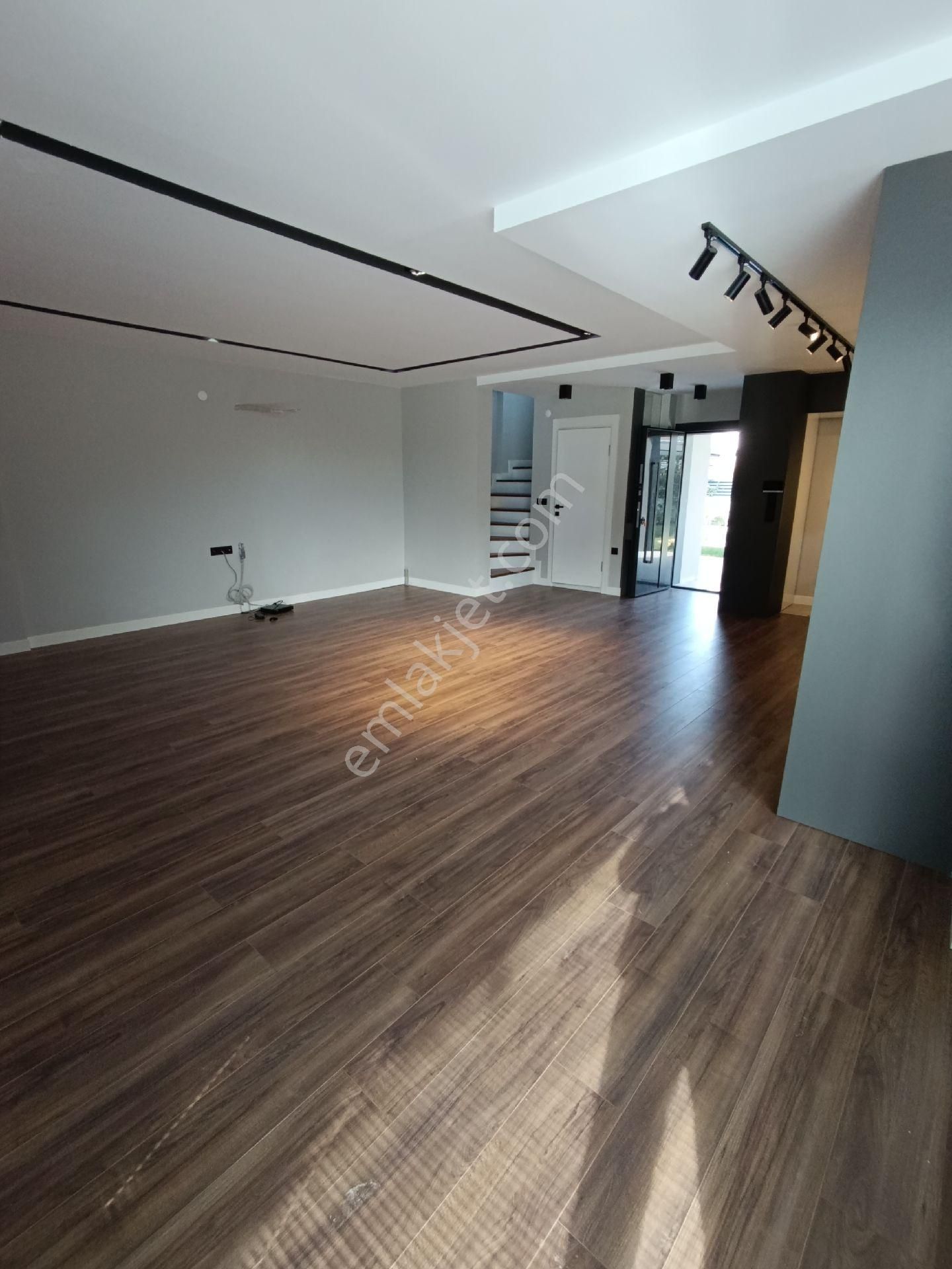 İzmir Menderes Gümüldür Sahilde Satılık Ultra Lüks Villalar - Görsel 20