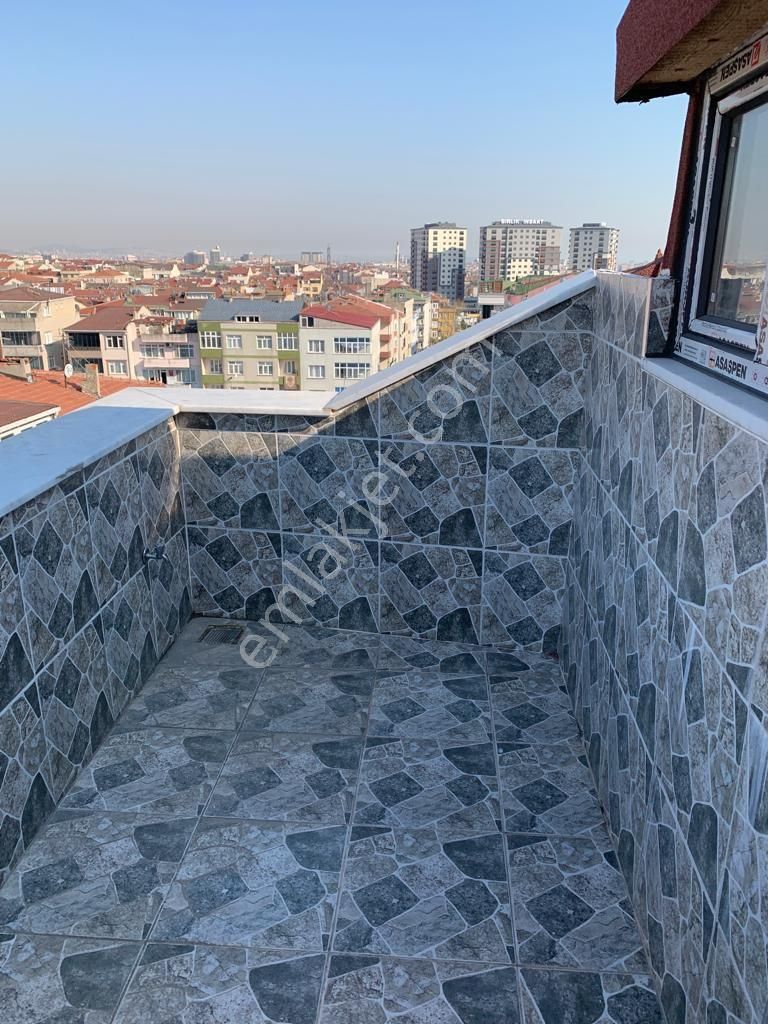 Cevatpaşa Millet Caddesi Cadde Üstü 3 Yıllık Dubleks Daire - Görsel 11