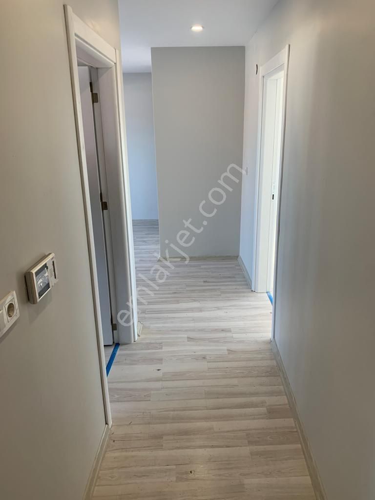 Cevatpaşa Millet Caddesi Cadde Üstü 3 Yıllık Dubleks Daire - Görsel 17