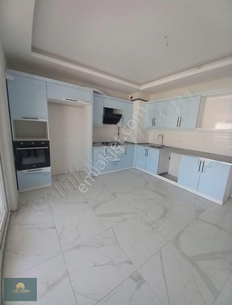 Palandöken Müftü Solakzade Kiralık Daire Last Tower Gm' Den Güzel Konumda Kiralık 4+1 Daire