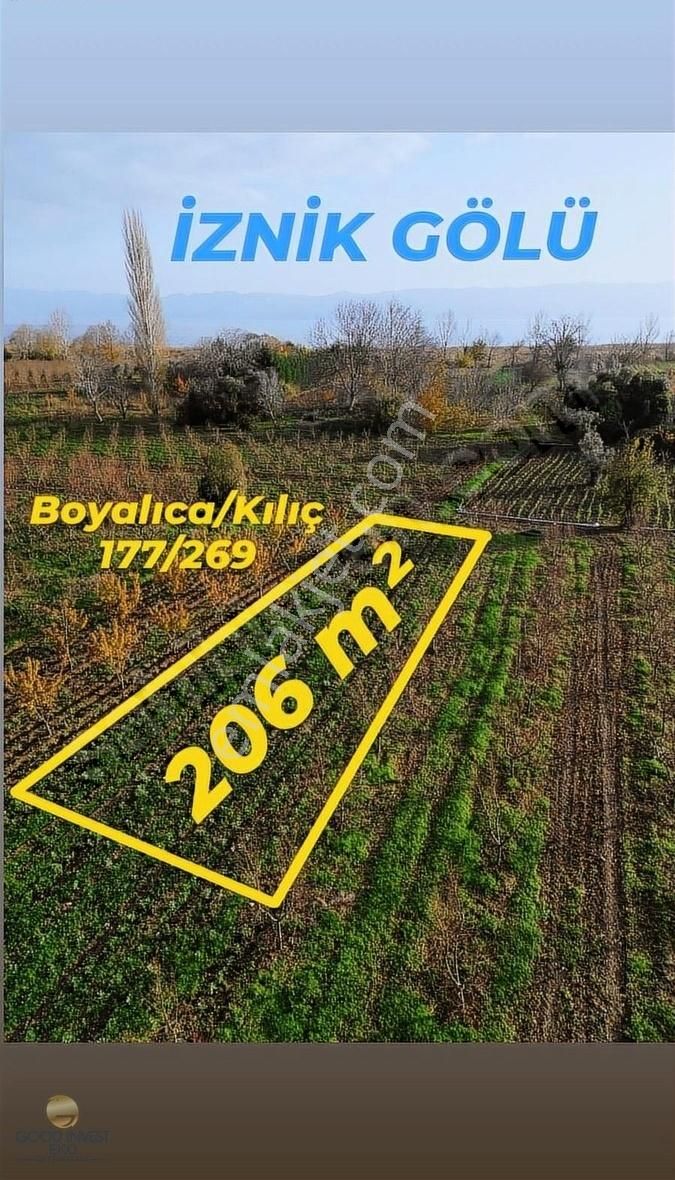 İznik Boyalıca Satılık Tarla İznik Boyalıcada Göle Yakın Tek Tapu 206 M² Hobi Bahçesi