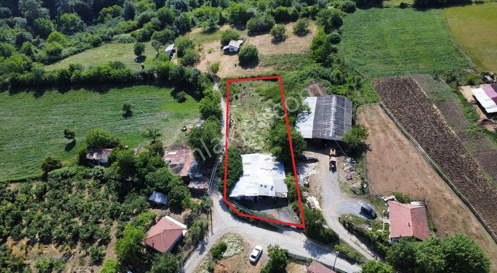 Serdivan Kemalpaşa Satılık Tarla Serdivan Kemalpaşa Mah'de Satılık 1.860 M2 Arazi