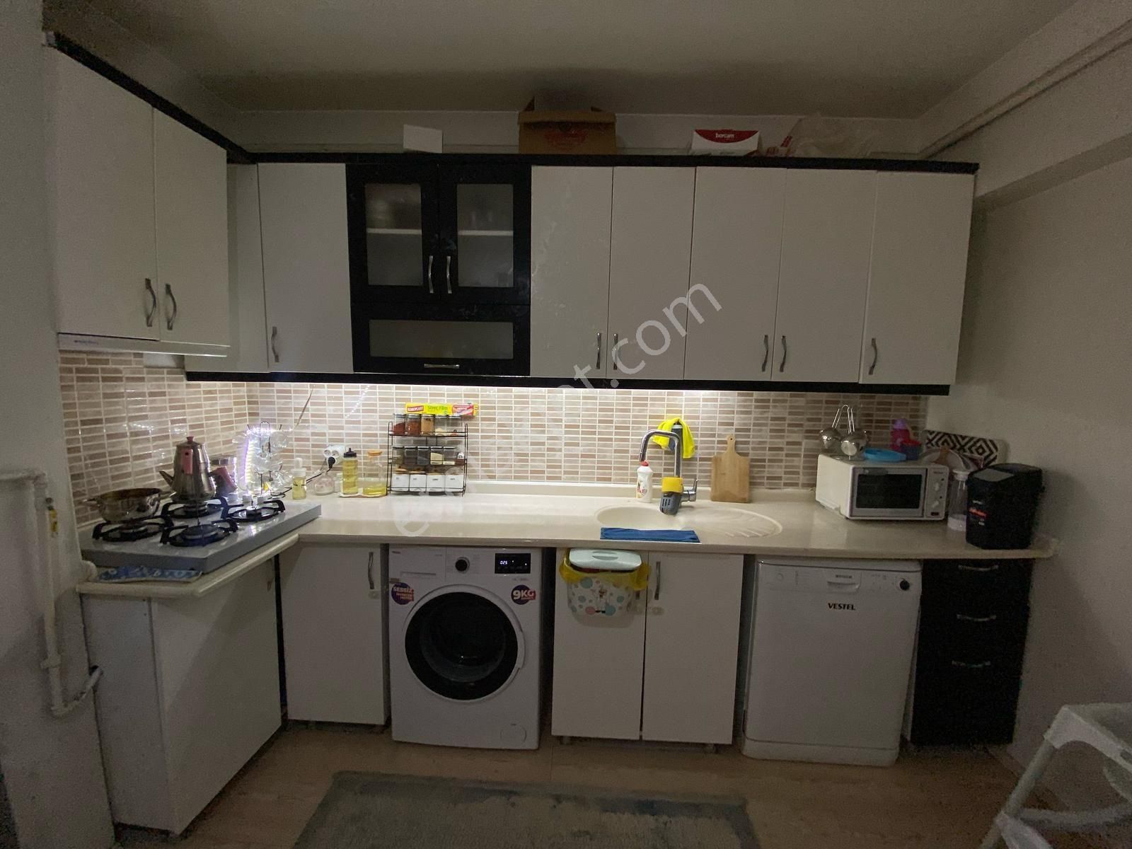 Etimesgut 30 Ağustos Satılık Daire 4+1 140 M2 Daire 10 Yıllık Bina