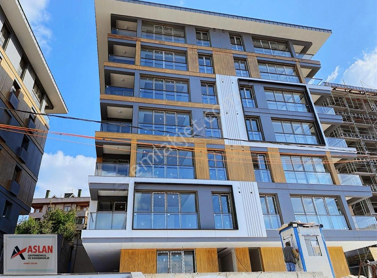 Üsküdar Çengelköy Satılık Daire Çengelköy Nefes Sitesinde 2+1 Satılık Sıfır Arakat Daire 90 M2