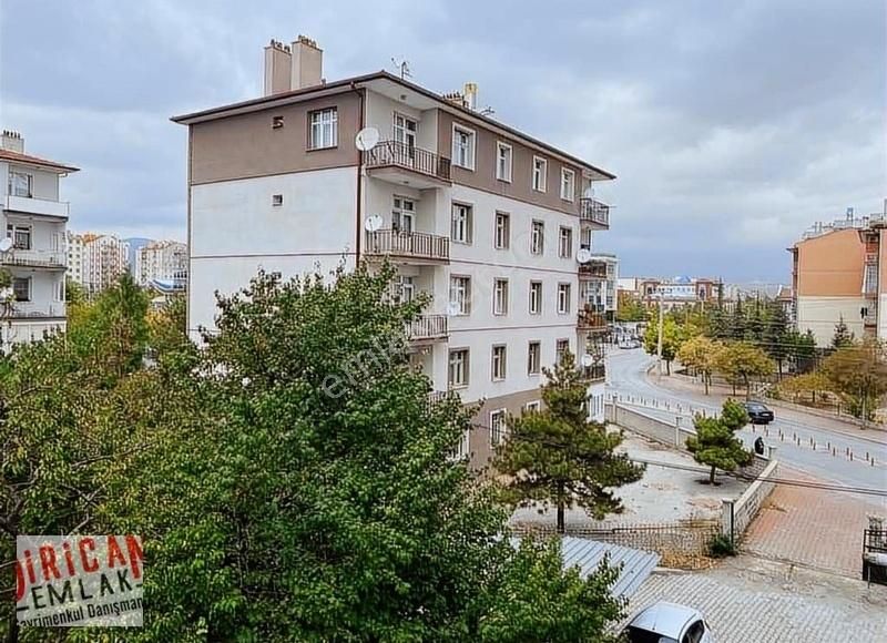 Selçuklu Şeyh Şamil Kiralık Daire Dirican Dan Medova Hastanesi Yanı Kiralık 2+1 Ara Kat