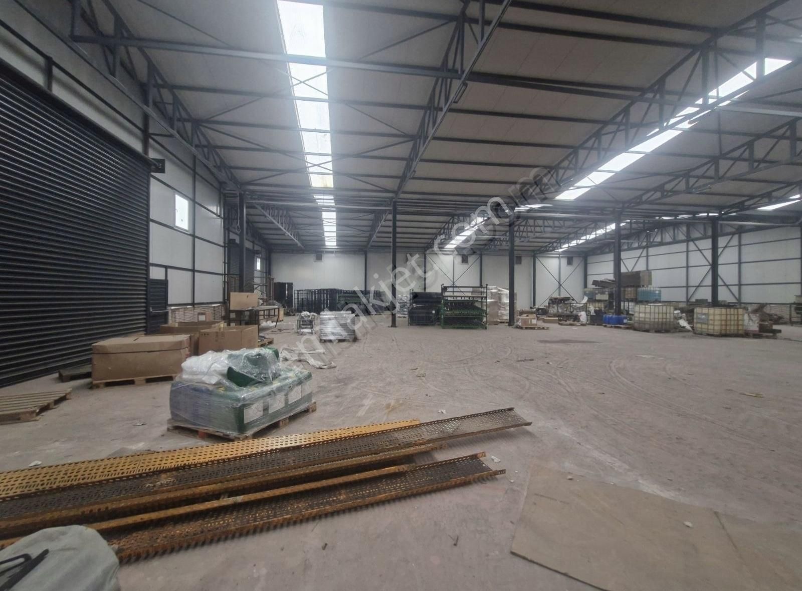 Yıldırım Samanlı Kiralık Depo Vakıfta Çevre Yoluna Yakın 1200 M2 Kiralık Fabrika-depo