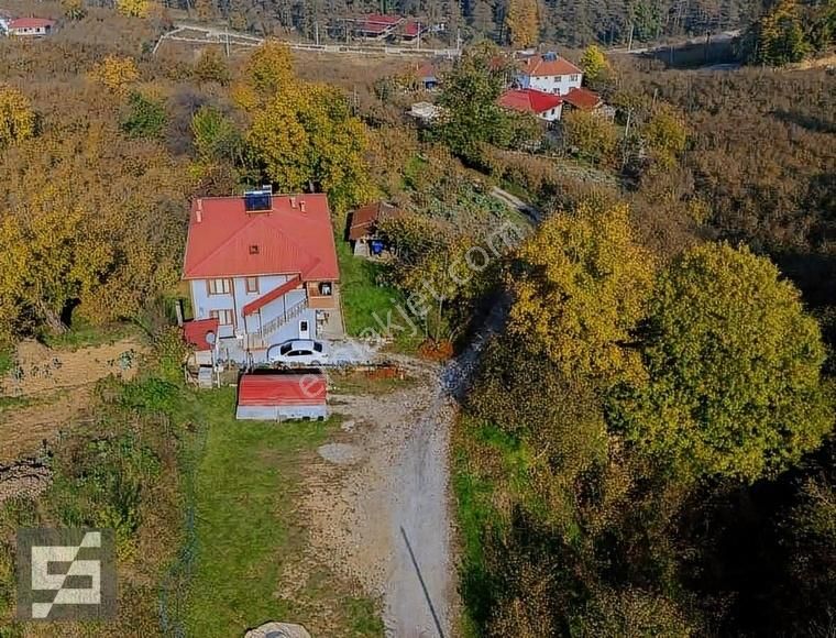 Akyazı Taşburun Satılık Müstakil Ev Sancak Emlak'tan Doğayla İç İçe Muhteşem Müstakil 2 Katlı Ev