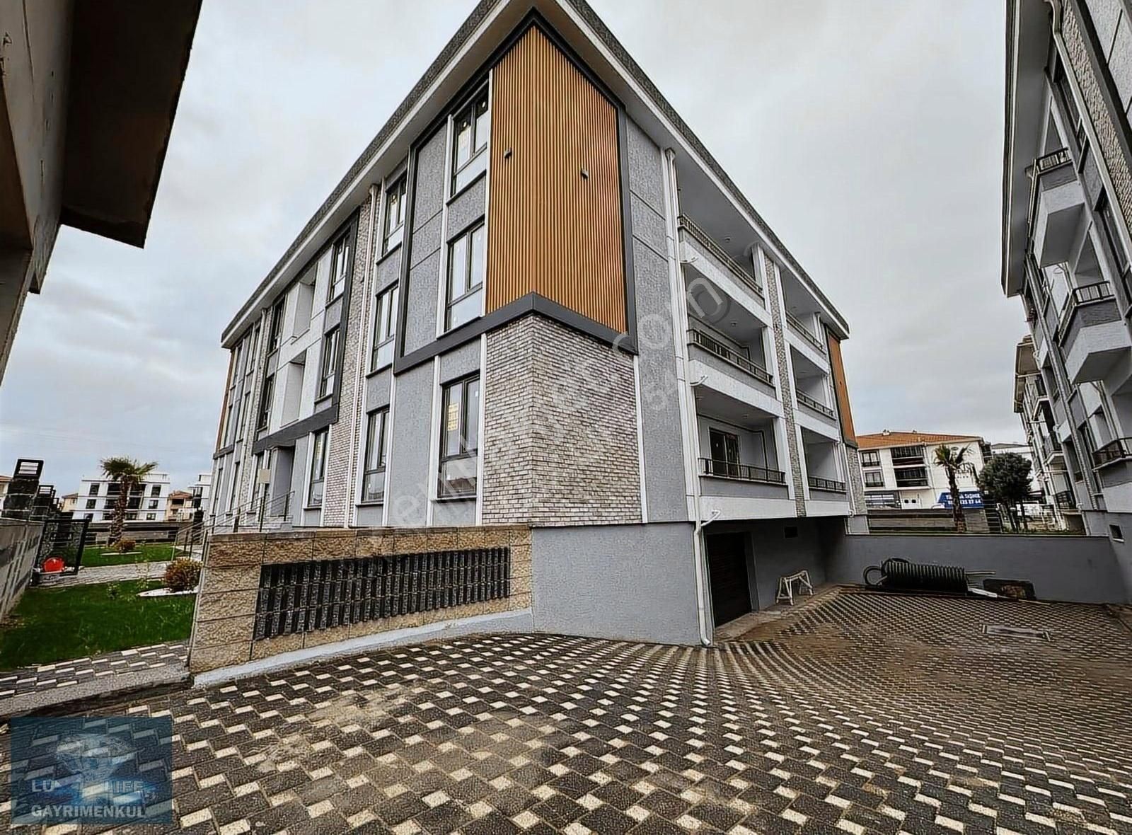 Erenler Yeşiltepe Satılık Daire Lux Lıfe 54 Gayrimenkul Erenler'de 2+1 Lux Daire