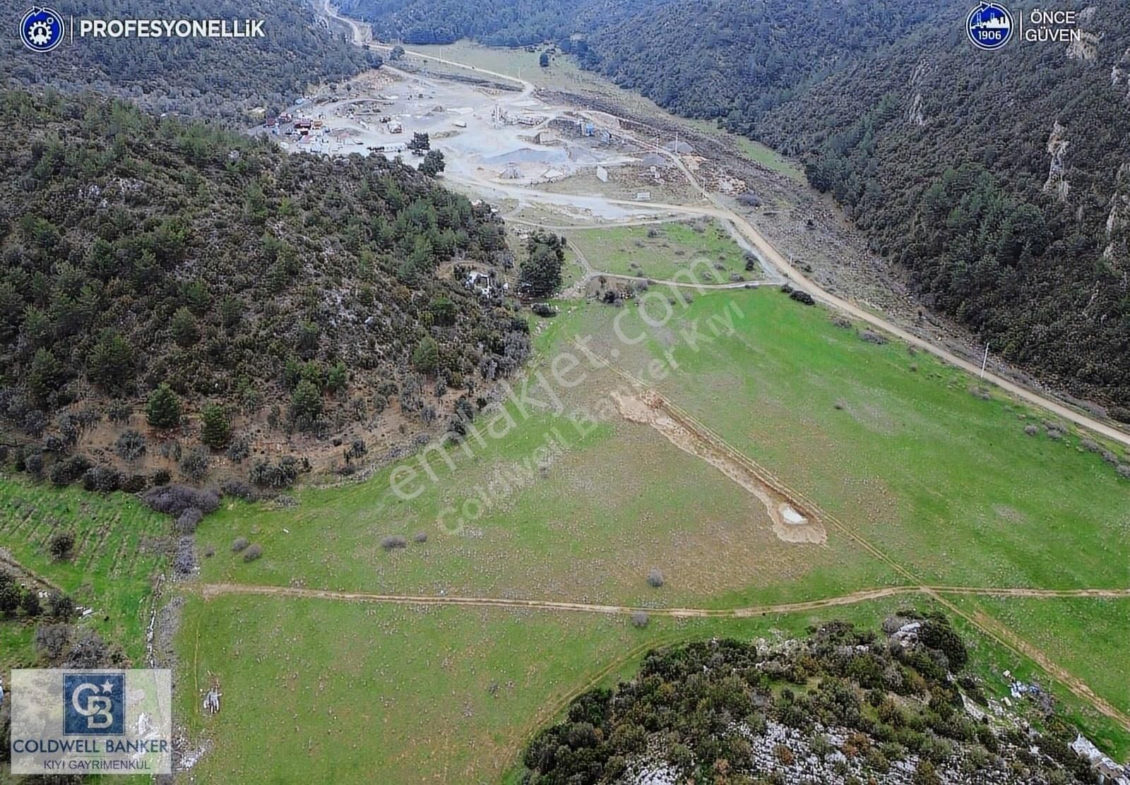 Karaburun Küçükbahçe'de Yerleşim Alanında 12.377 M2 Tarla - Görsel 4