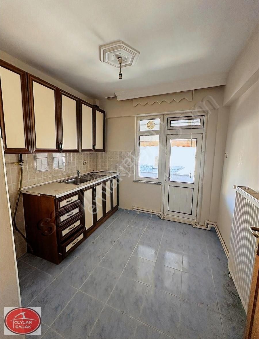 İlkadım Reşadiye Satılık Daire Ceylan Emlaktan 3+1 120m2 Dubleks Satılık Daire