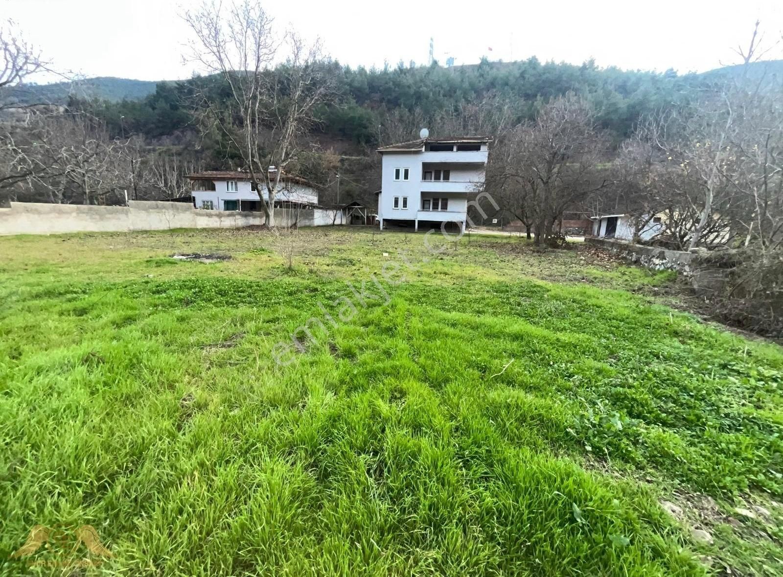 Amasya Merkez Kuzgeçe Köyü Satılık Bağ & Bahçe Onur Emlaktan Taşova Yolunda Ana Yola Sıfır 3.katlı Bina Ve Arsa