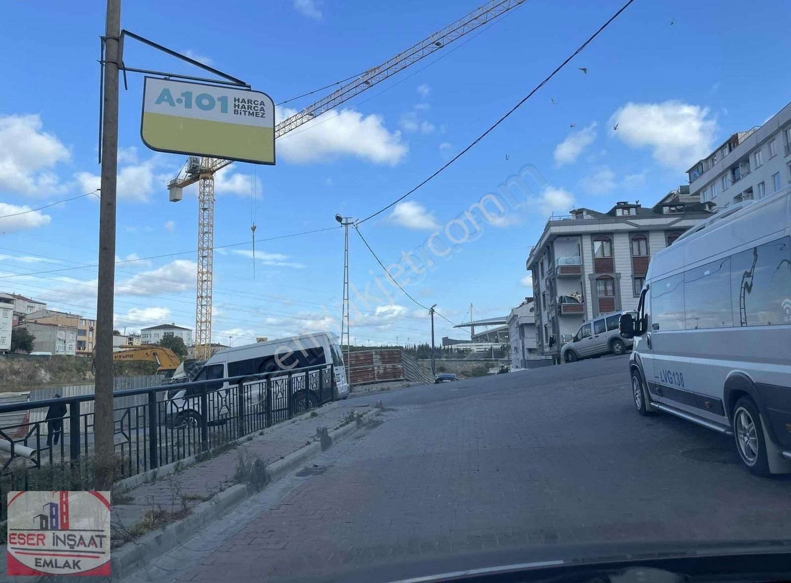 Başakşehir Güvercintepe Satılık Daire Eser Yapıdan Satılık1+1 70m2 Tam Merkezi Konumda Yüksek Giriş