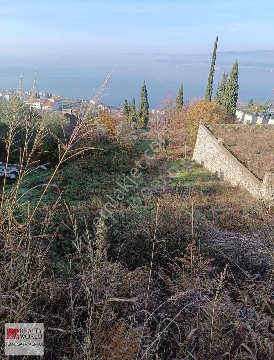 Gölcük Ulaşlı Yavuz Sultan Selim Satılık Villa İmarlı Rw Gema'dan Ulaşlıda İmarlı Deniz Ve Doğa Manzaralı Arsa