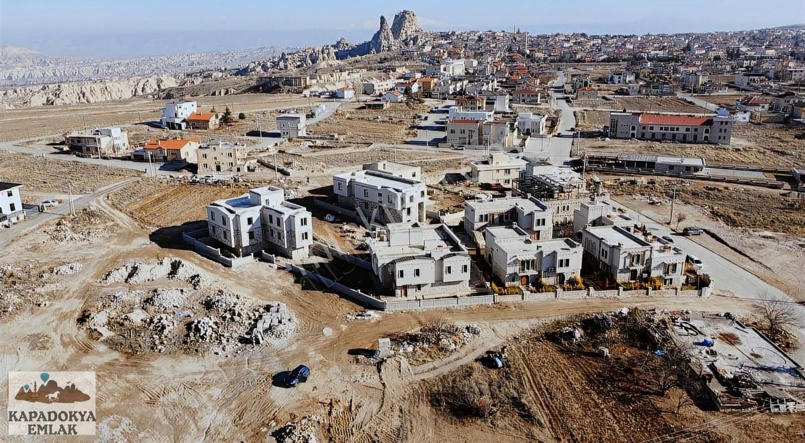 Nevşehir Merkez Uçhisar Bld. (Yukarı) Satılık Ticari İmarlı Uçhisarda Otellerin Arasında Gözde Arsa