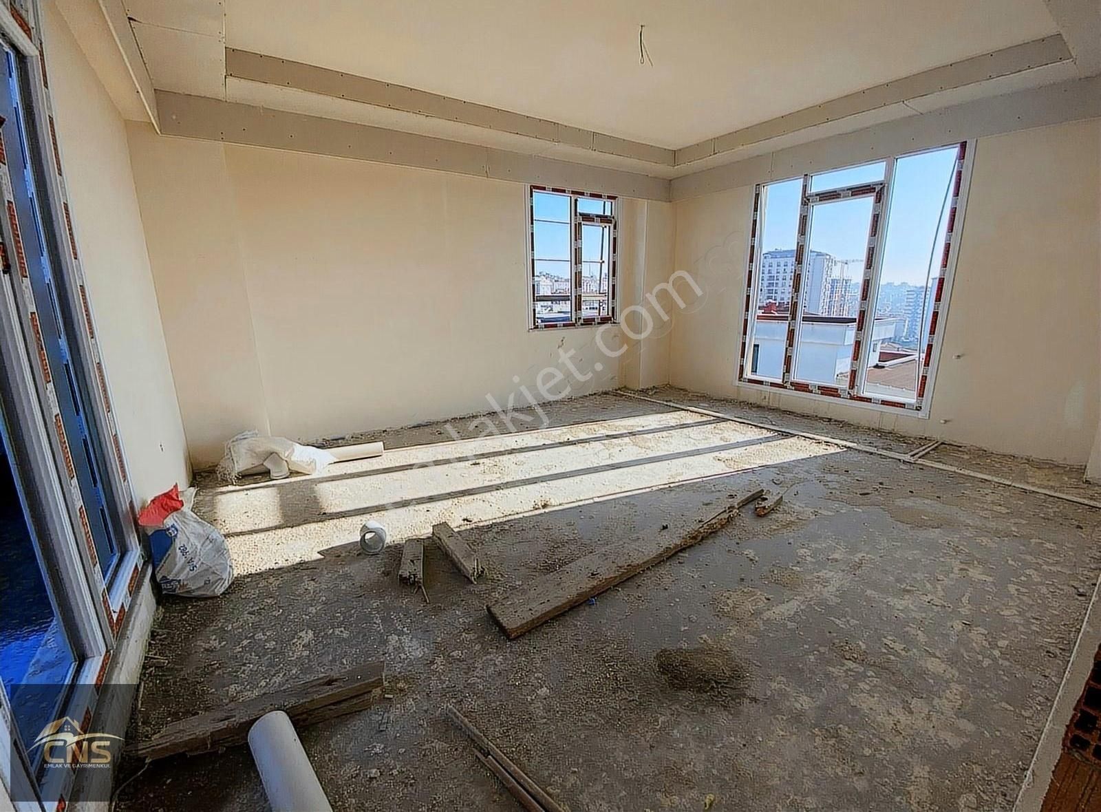 Bağcılar Yavuz Selim Satılık Daire Bağcılar Meyd. Yakın Site İçerisinde 250m2 13. Kat 3+1satılık D.