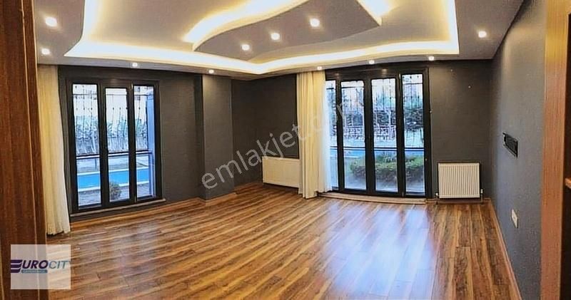 Kartal Yakacık Yeni Satılık Daire Eurocity Den Doğa İçeresinde Açık Ve Kapalı Oto. Sitede 2+1