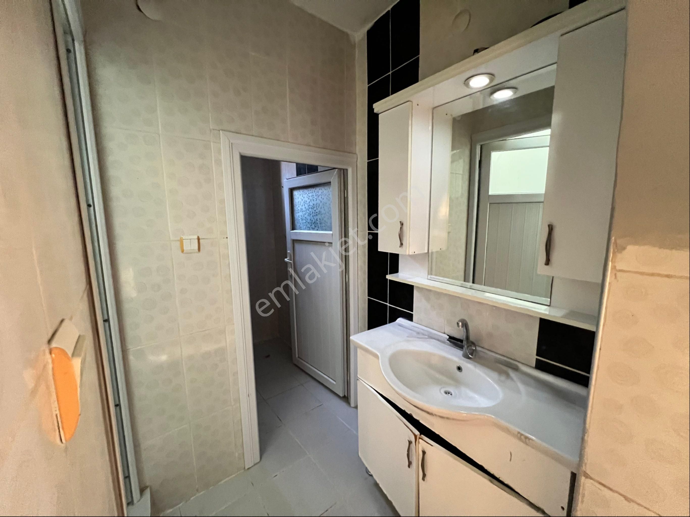 Seyhan Gülbahcede Satılık İmarlı 2 Katlı Ev - Görsel 18