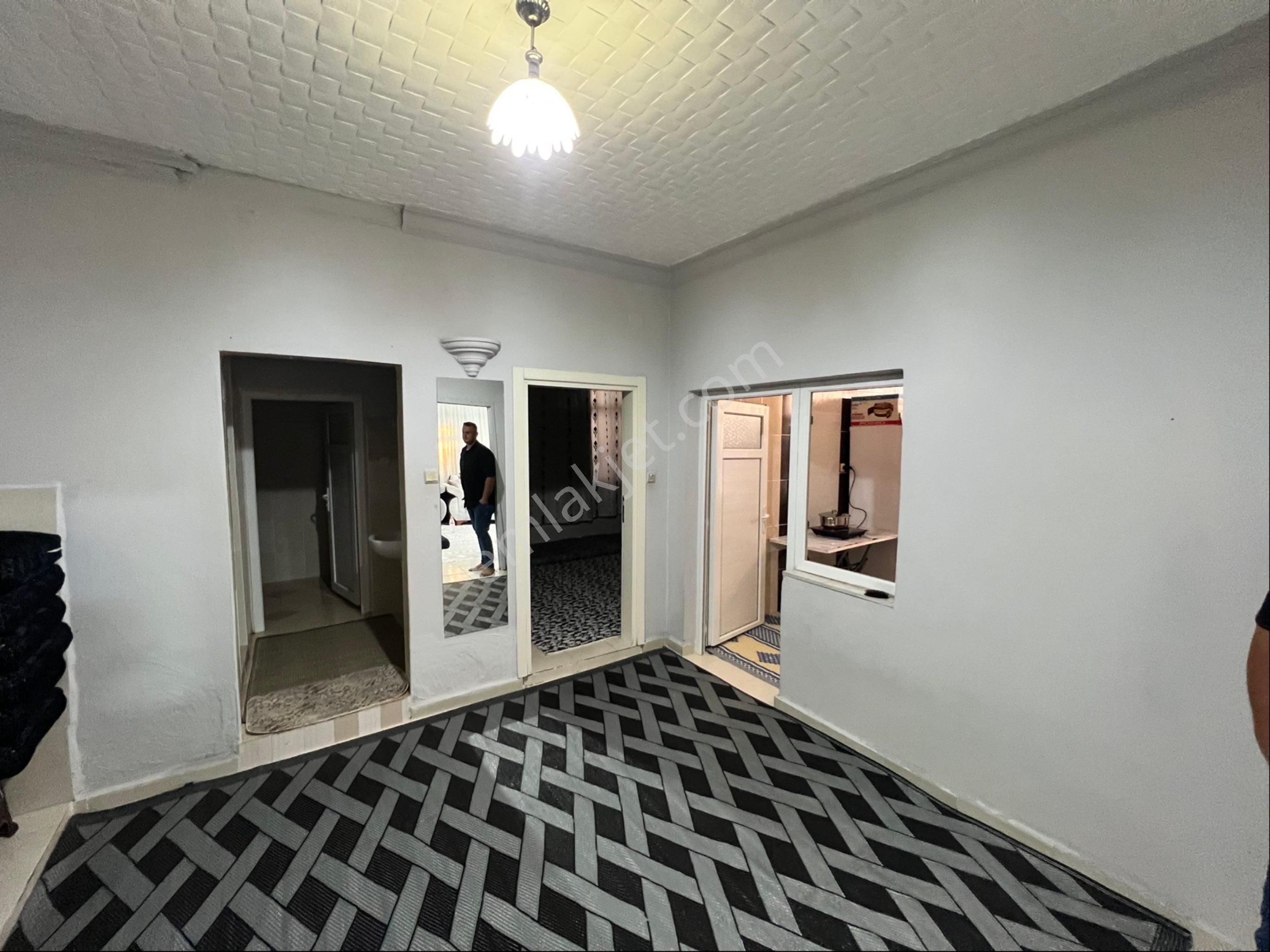 Seyhan Gülbahcede Satılık İmarlı 2 Katlı Ev - Görsel 7