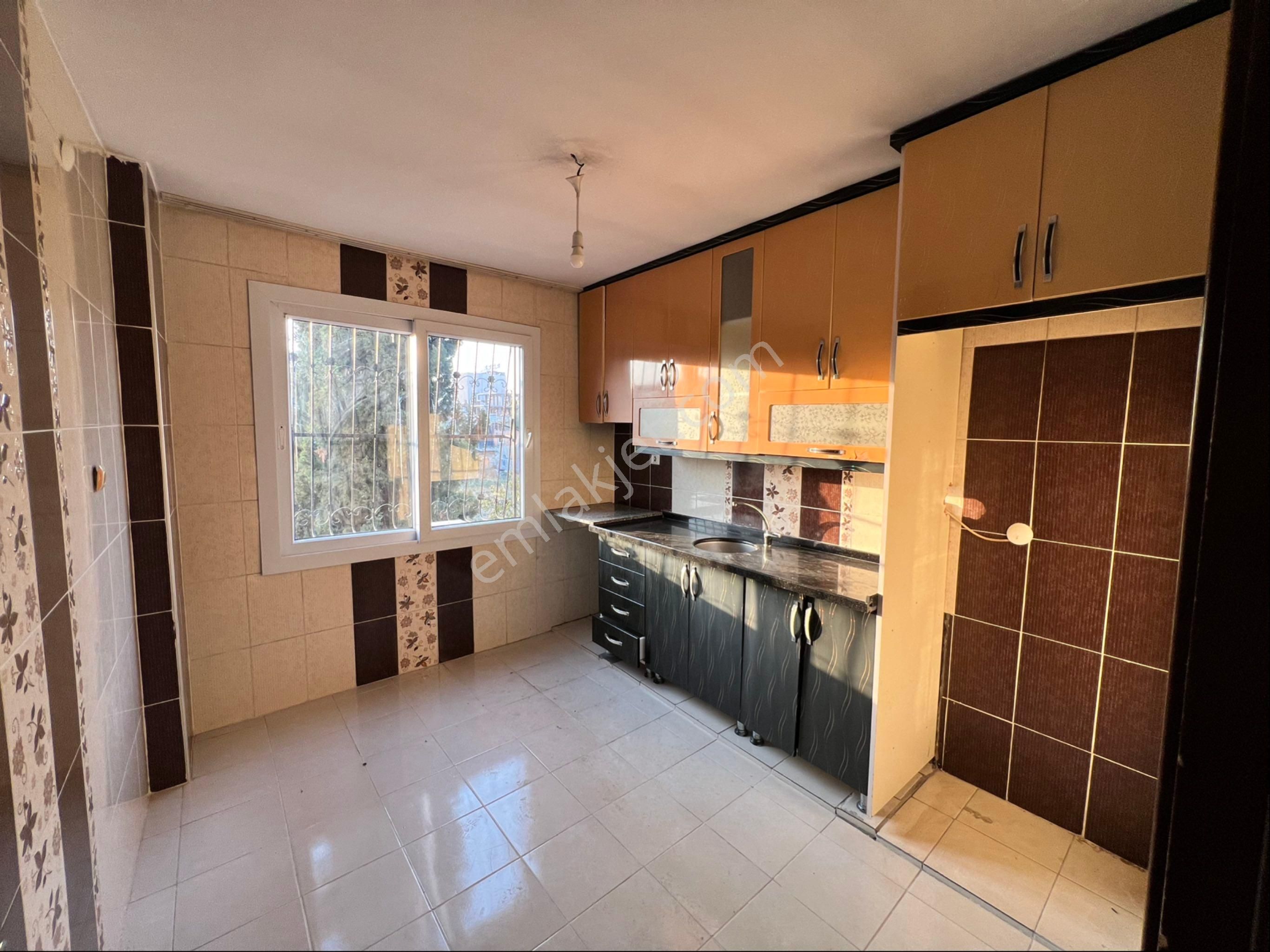 Seyhan Gülbahcede Satılık İmarlı 2 Katlı Ev - Görsel 23