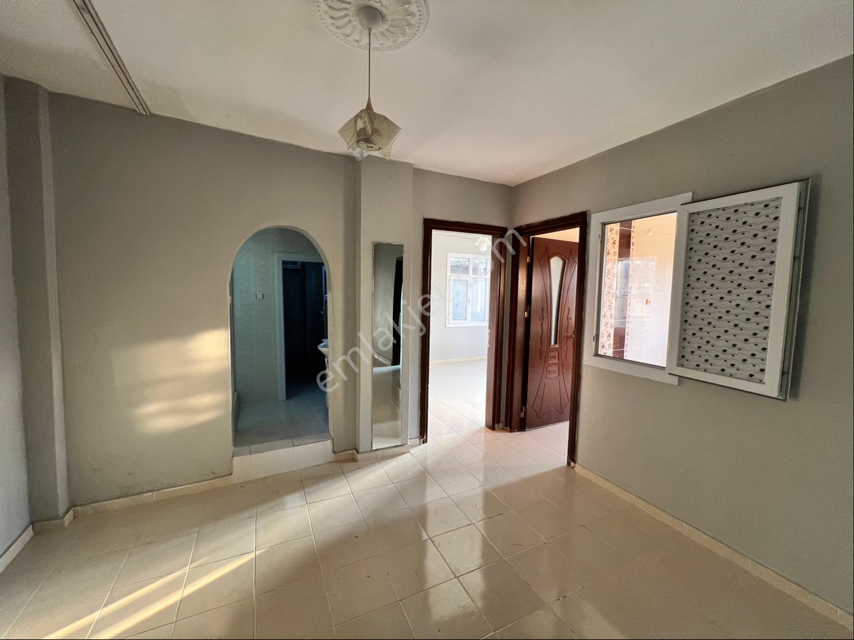 Seyhan Gülbahcede Satılık İmarlı 2 Katlı Ev - Görsel 16