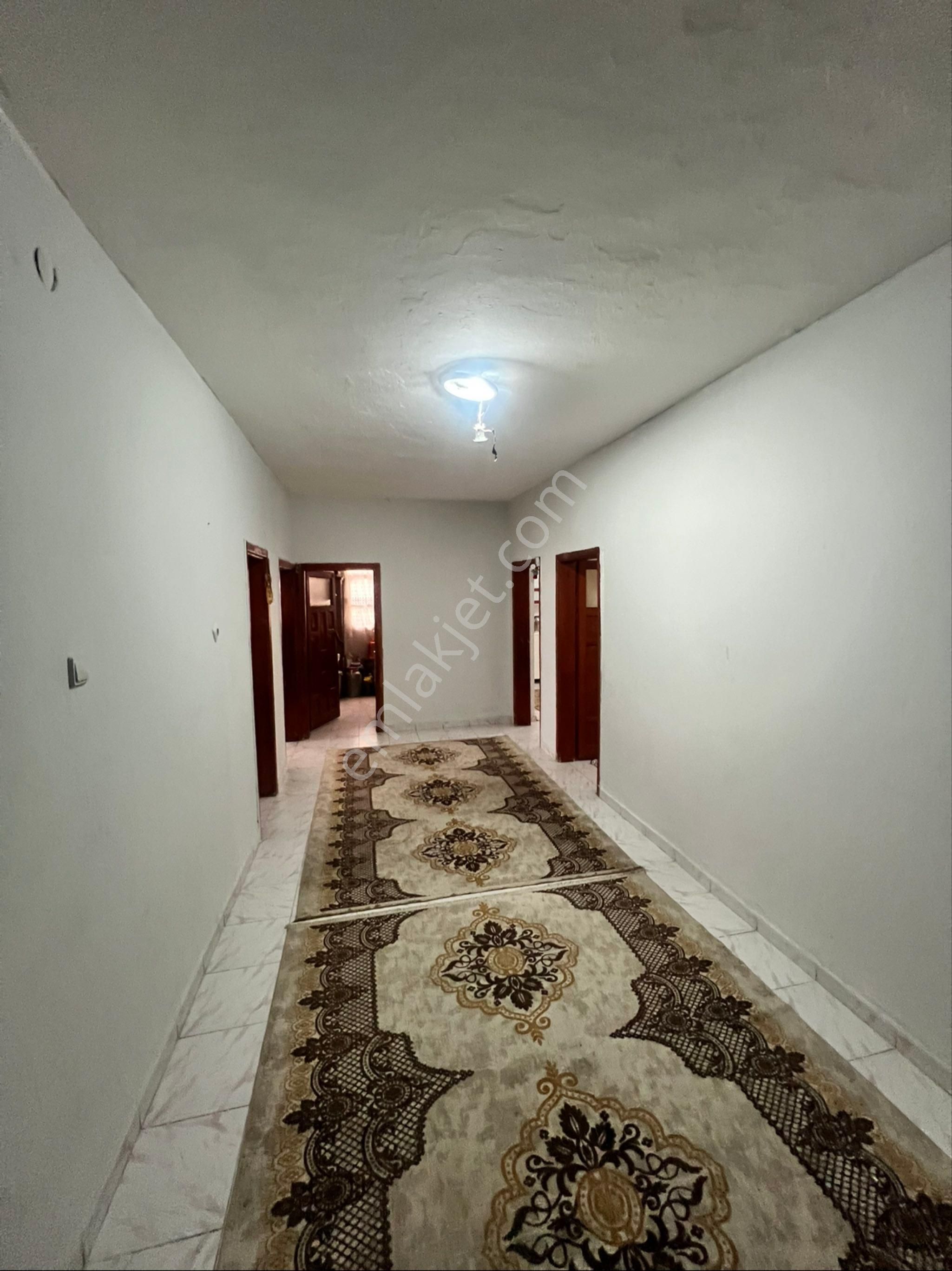 Seyhan Gülbahce De Satılık Köşe Başı Müstakil Ev - Görsel 8