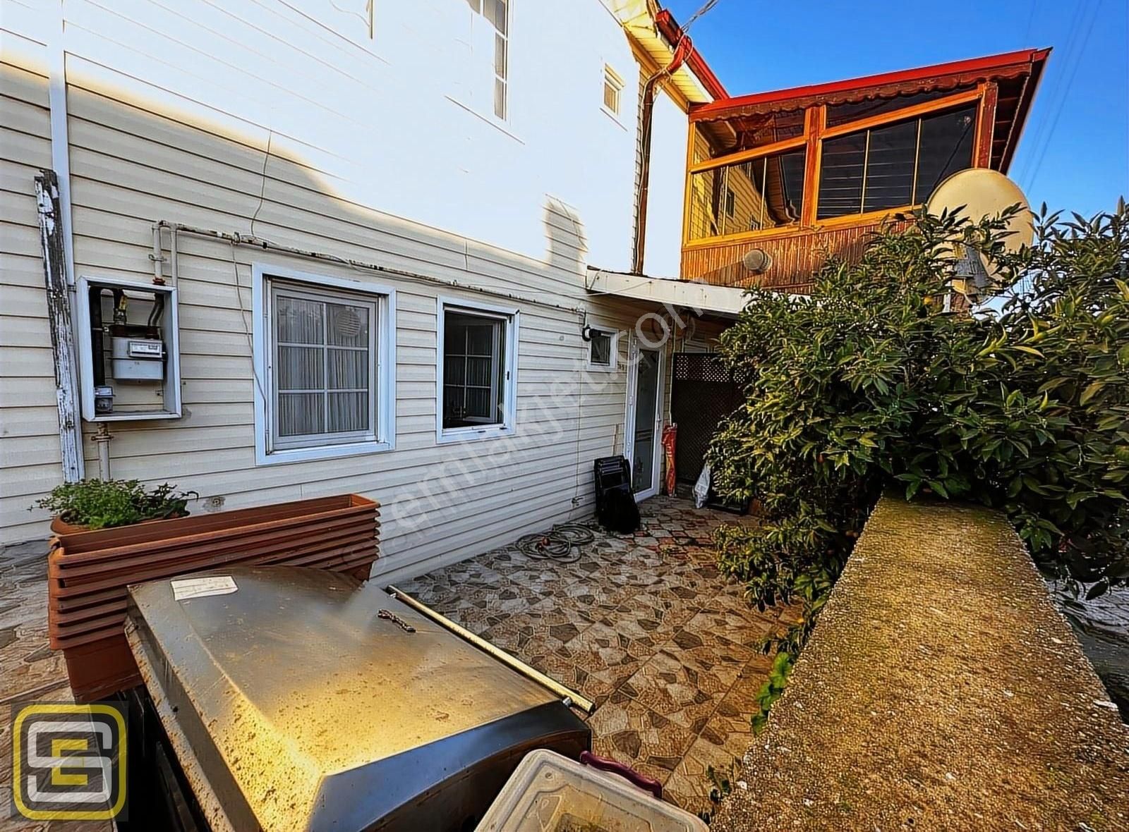 Yalı Mahallesinde Denize 2.parsel 3+1 140 M2 Tamamen Müstakil Villa