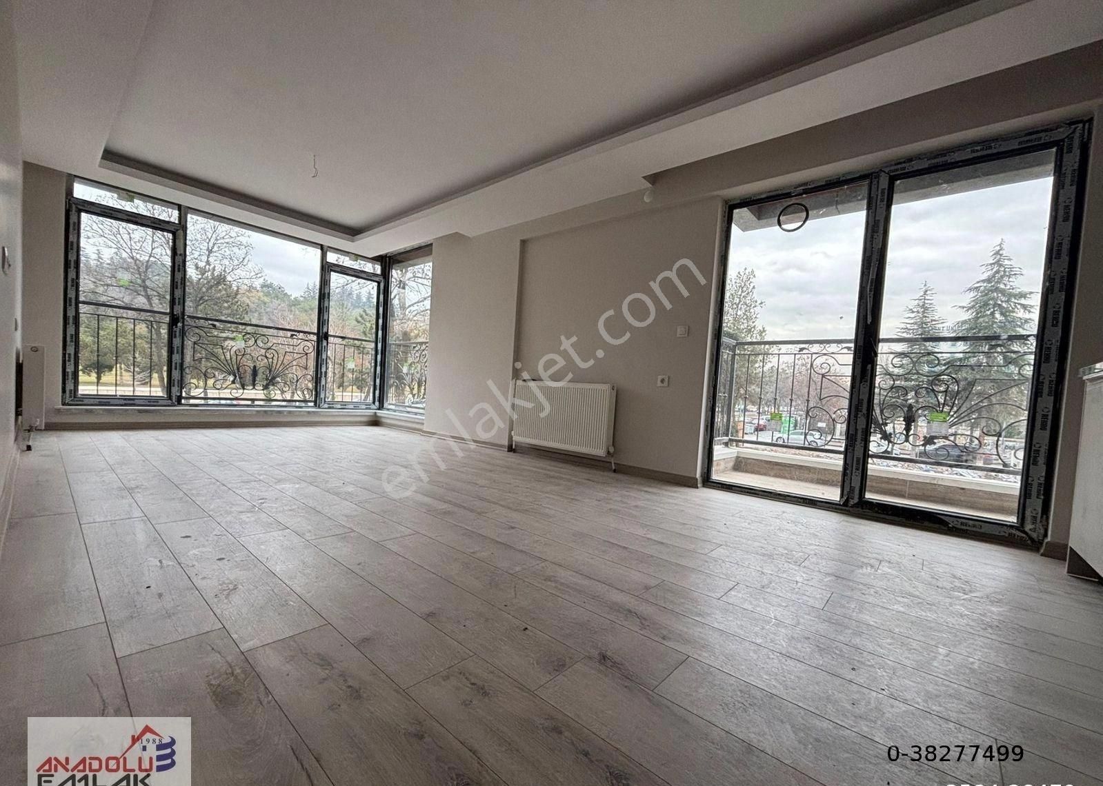 Çankaya Bahçelievler Kiralık Daire Bahçelievler De Yeni Sıfır Binada 2+1 Katta Ön Güney Lüx