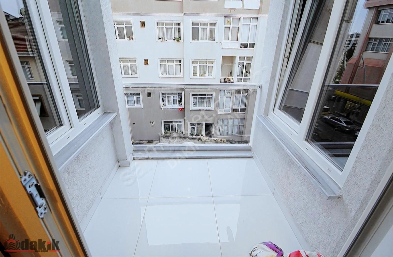 Çatalca Ferhatpaşa Satılık Daire Dakik Emlaktan Çarşı İçinde Ara Kat 95m² 2+1 Masrafsız Daire....