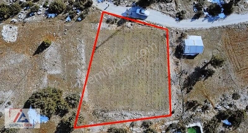 Erdemli Kızılen Satılık Tarla Kızılen Yaylası 1200 M2 Köy İçi Ev Yeri