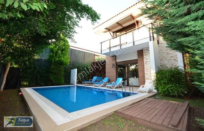 Kadriye'de 4+1 Özel Müstakil Havuzlu Villa - Görsel 16