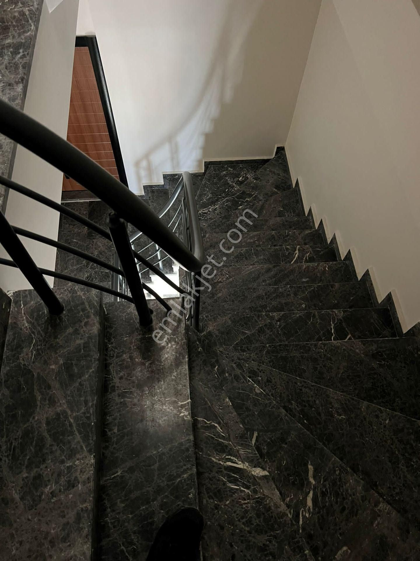 Tüyap Karşısında Kiralık Müstakil Plaza Binası - Görsel 14