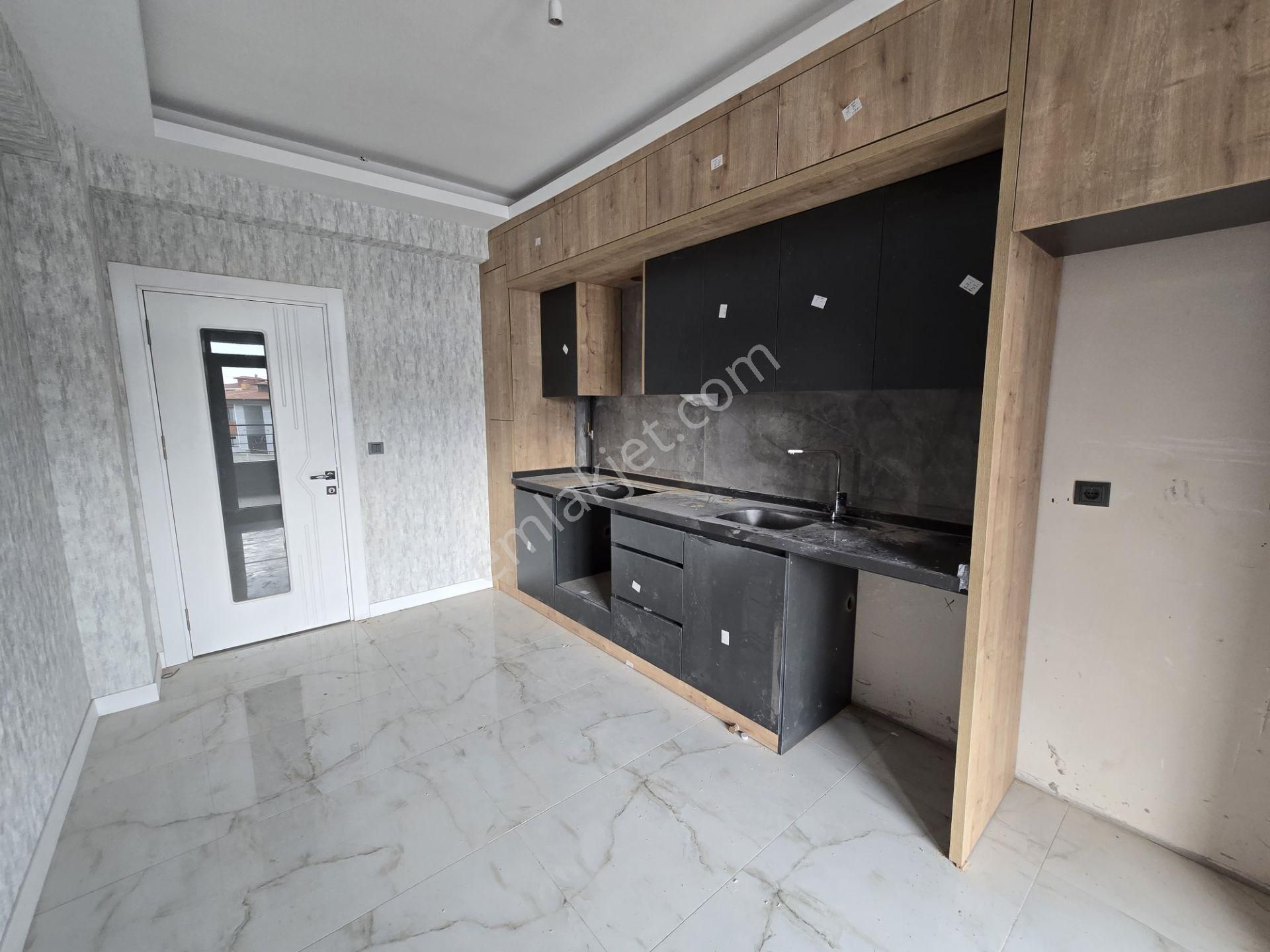 Ahmet Yesevi Cd Yakını Satılık 2+1 Daireler - Görsel 4