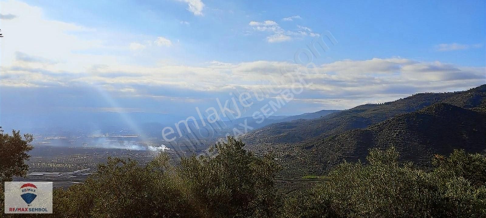 Bayındır Yeşilova Satılık Zeytinlik Bayındır Yeşilova Mahallesinde Güzel Manzaralı Satılık Zeytinlik