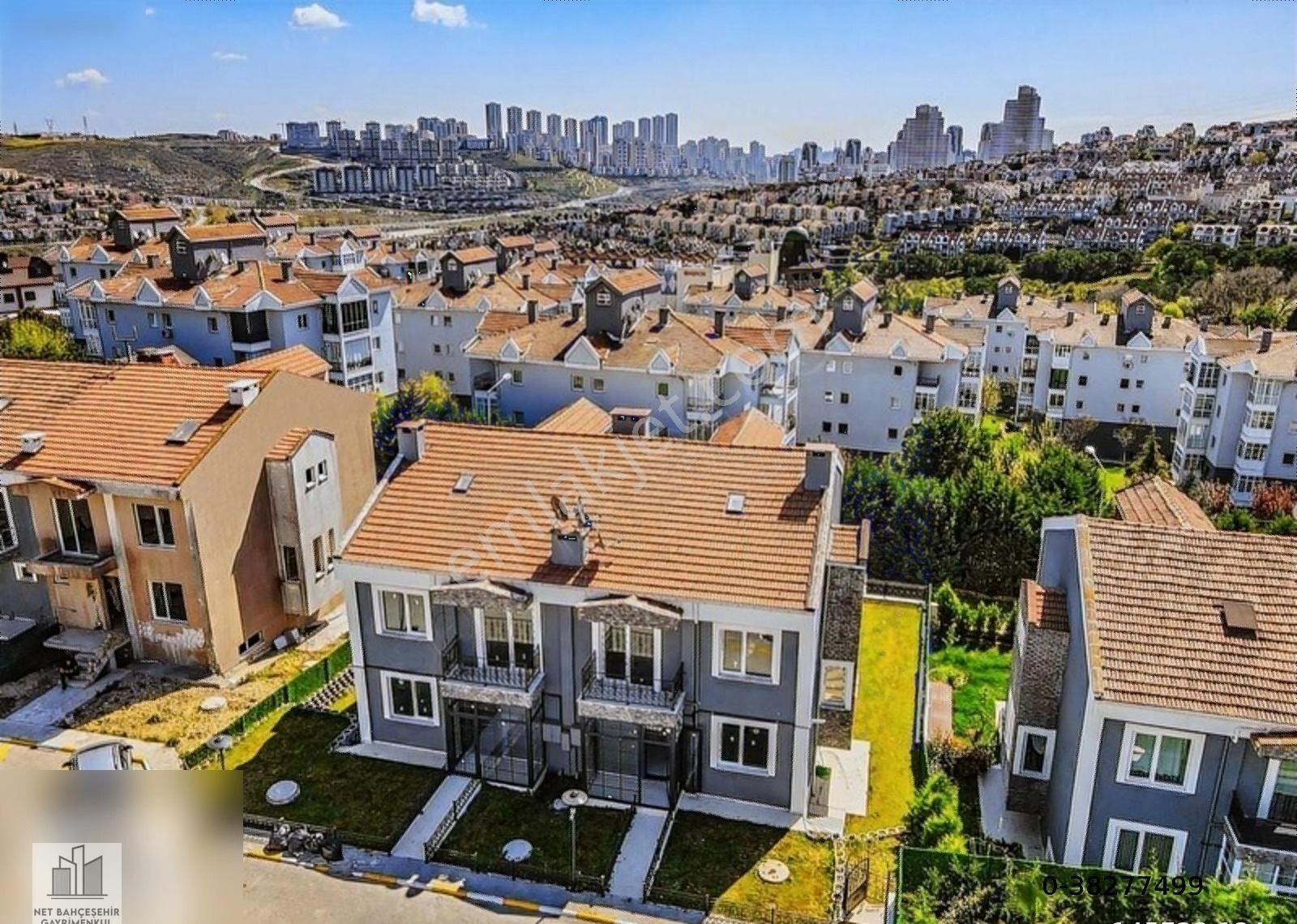 Başakşehir Bahçeşehir 2. Kısım Satılık Villa Bahçeşehr 2.kısım 480 M2 5+2 Satılık Villa