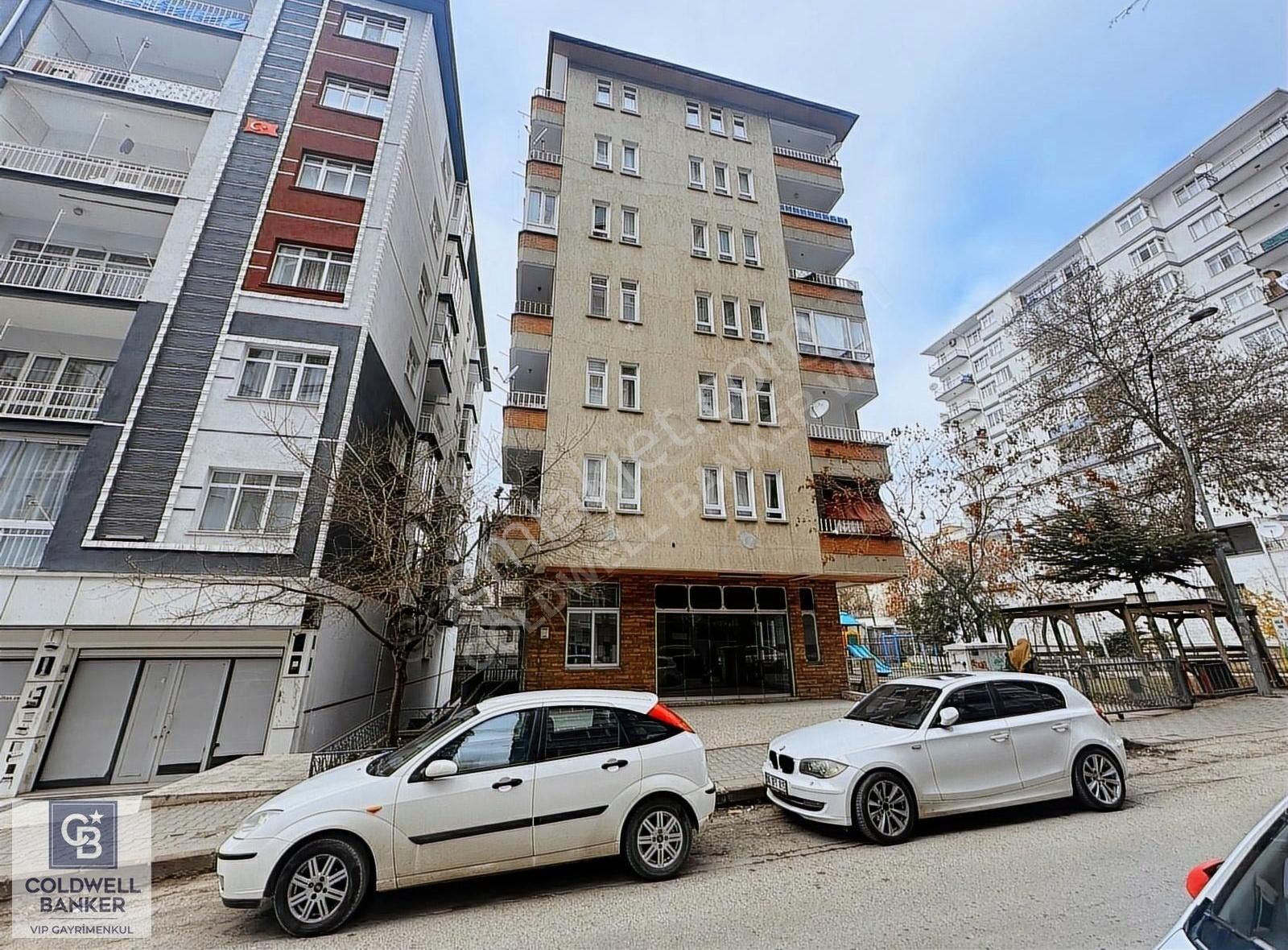 Yenimahalle Demetgül Satılık Daire Demetgül Şehit Hüseyin Açıkbaş Caddesi Satılık 3+1 Daire