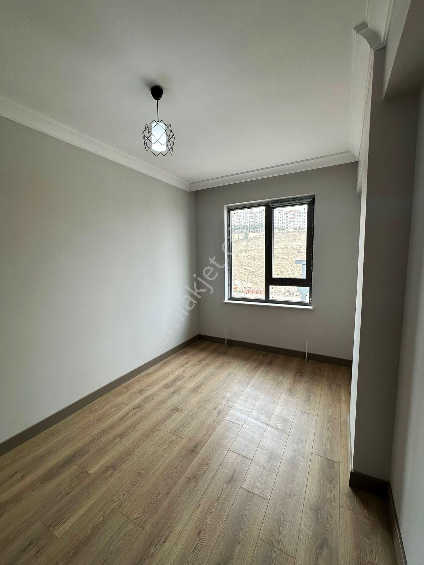 Demir Gayrimenkuldan Karakaya'da Katta Sıfır Daire - Görsel 11