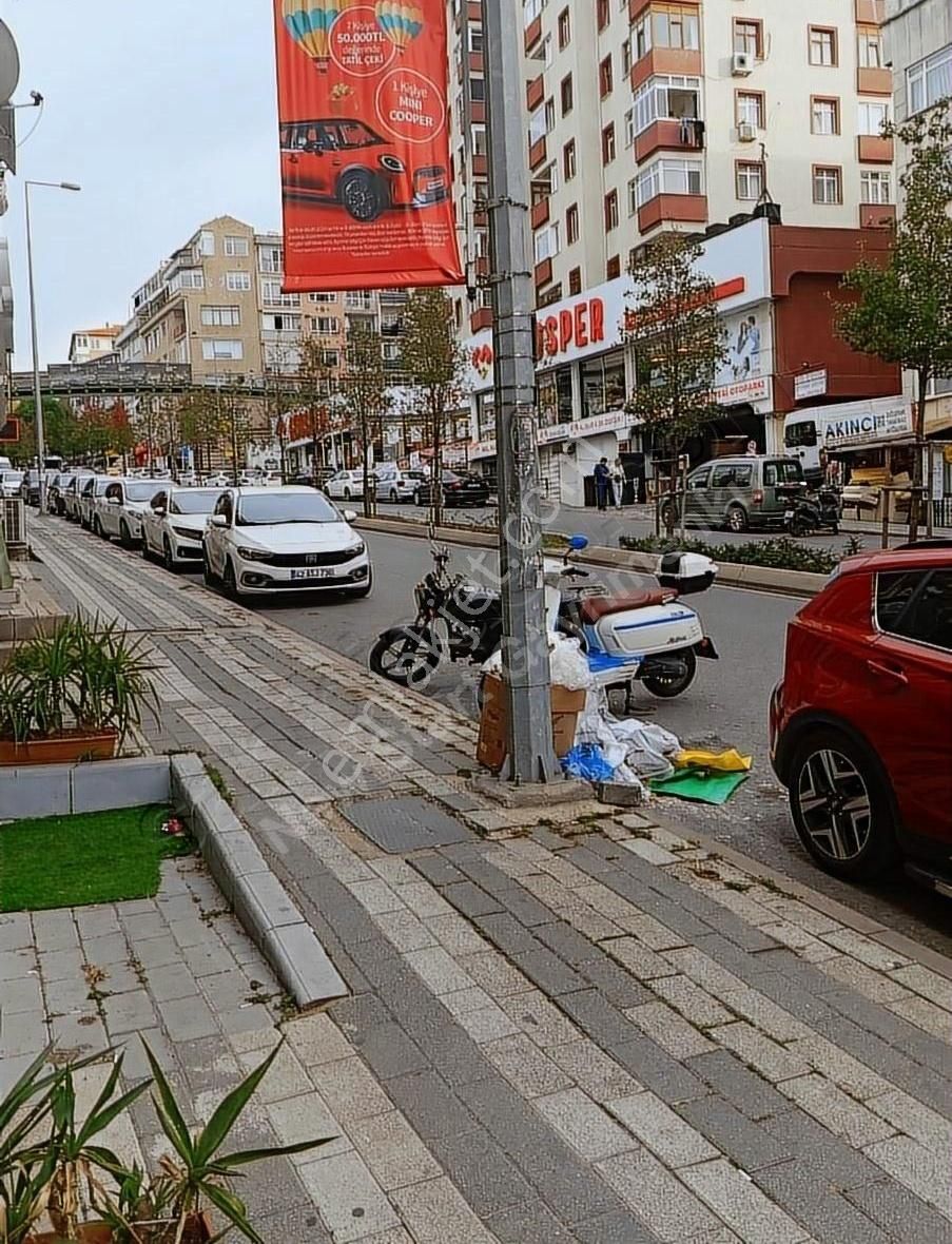 Üsküdar Zeynep Kamil Satılık Dükkan & Mağaza Üsküdar Zeynep Kamil Yolunda 45 M2 Yatırımlik Dükkan