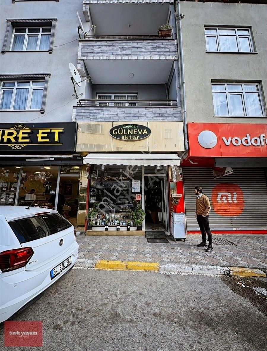 Tuzla Şifa Satılık Dükkan & Mağaza Şifa Mah. Merkezi Lokasyon Her Türlü Kullanıma Uygun 70m2 Dükkan