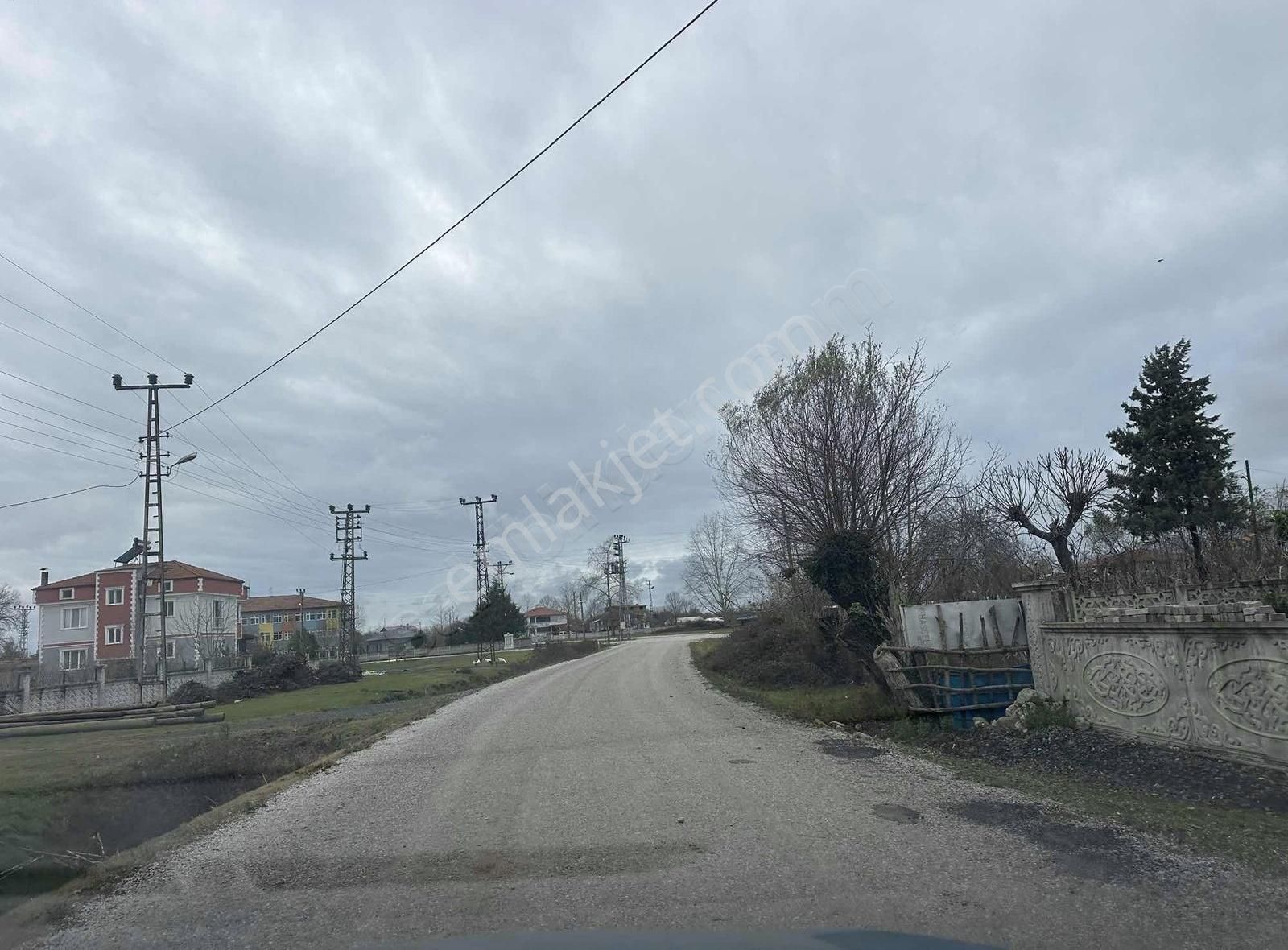 Çarşamba Ömerli Satılık Tarla Sevgi Emlakdan Ömerli Mahallesi Nde Satılık Fındıklık Bahçesi