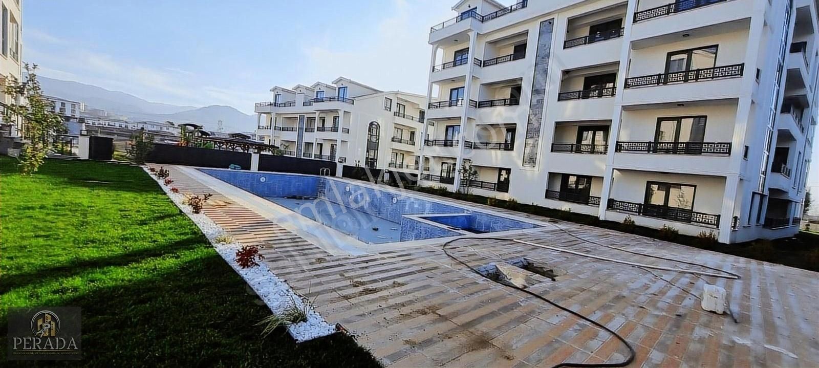 Başiskele Yeşilyurt Satılık Daire Başiskele Karpay Life Center Site İçi Satılık 3+1 Arakat Daire