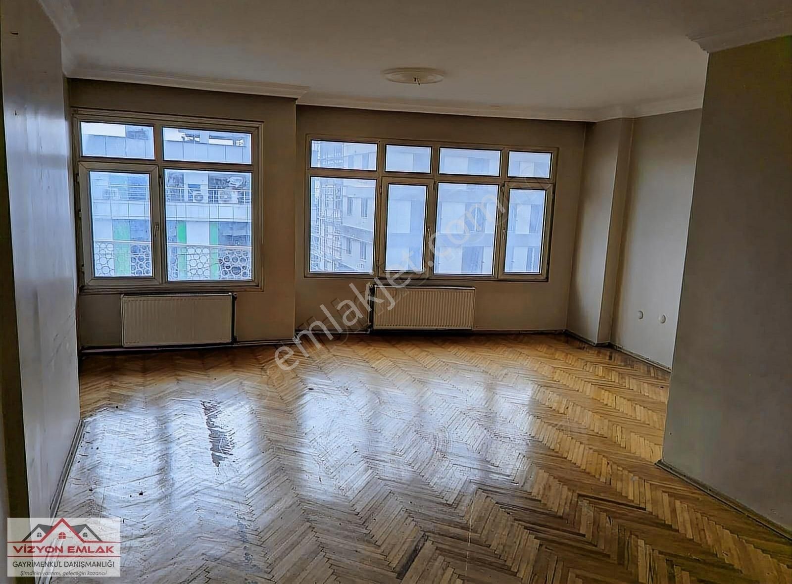 Kartal Orhantepe Marmaraya Yakın Kiralık Daire Cevizli Minibüs Yolu Üstünde İş Yerine De Uygun 3+1 125 M²