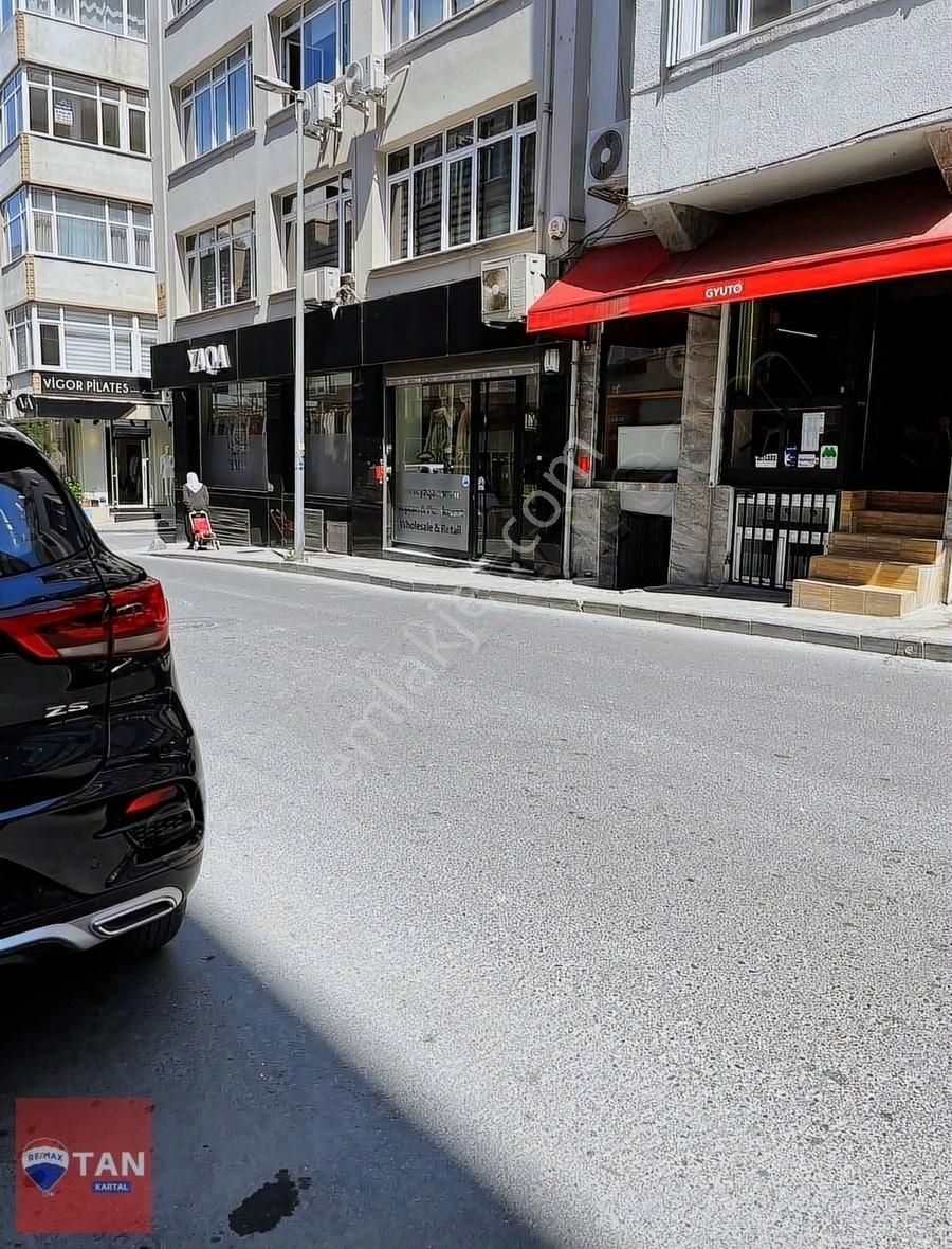 Şişli Merkez Satılık Dükkan & Mağaza Şişli Silahşör Caddesi Üzerinde Satılık 3 Katlı 600 M2 Mağaza