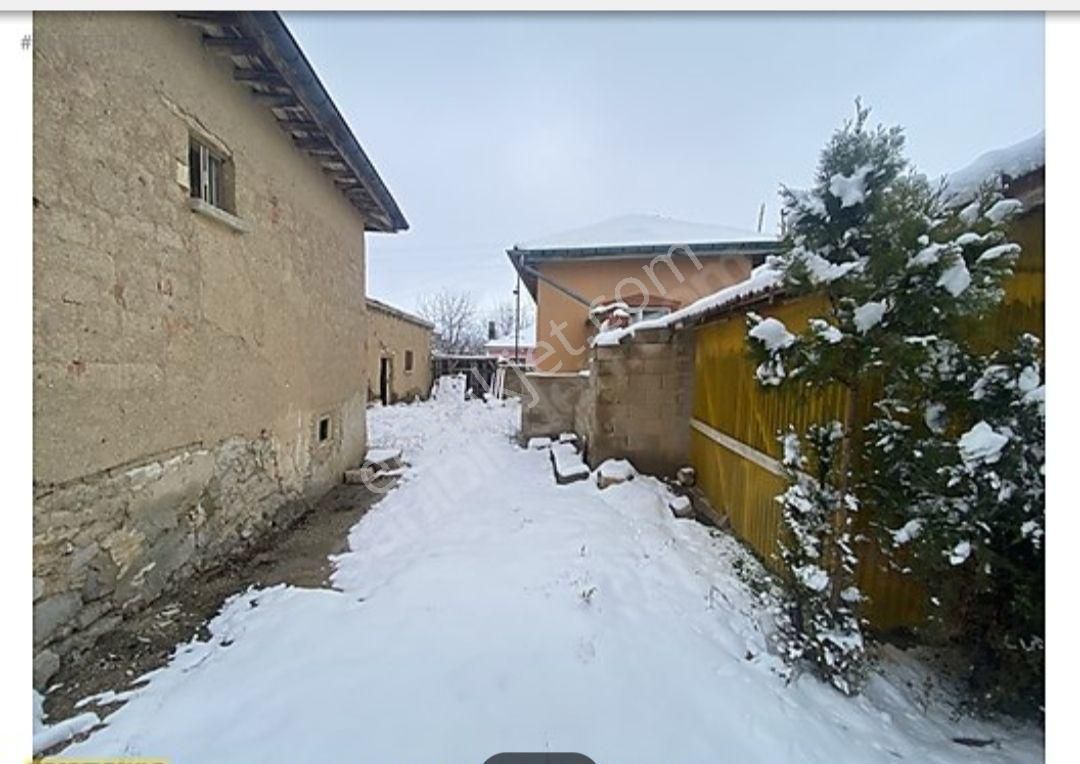 Selçuklu Emlak İnşaattan Sarayönü İnli Mahalle Müstakil Satılık Bahceli Ev - Görsel 16